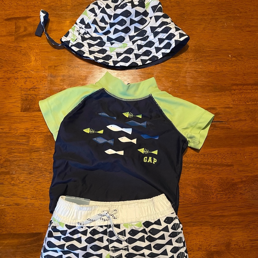 Gap 3-6 month boys swim outfit